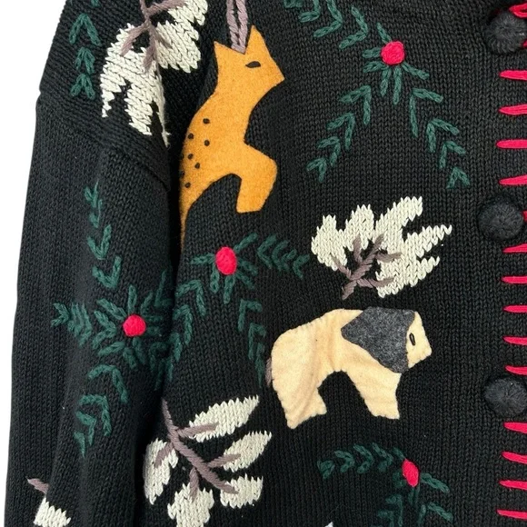 SKYR Icelandic Zoo Animal Embroidered Sweater - Size Medium - Picture 4 of 9